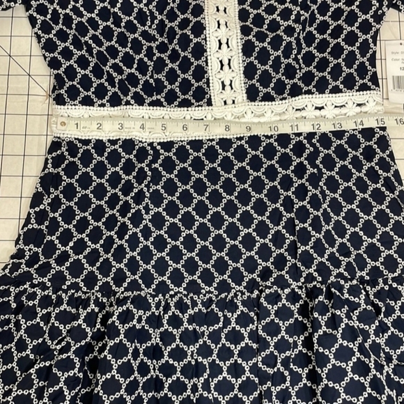 New Alexia Admor navy with lace eyelit pattern dress - Picture 8 of 10